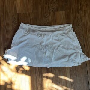 Nike Women's Classic White Mini Skort